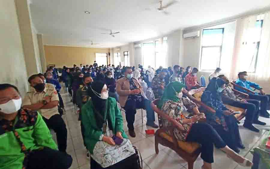 KNPI Barito Utara Kenalkan Politik kepada Mahasiswa Poltek