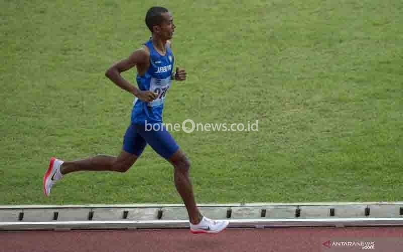 Agus Prayogo Rajai Marathon Putra PON Papua dengan Sabet Medali Emas