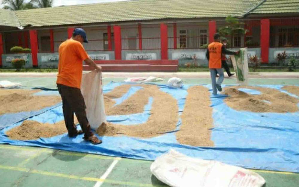 Program Food Estate Prison Rutan Kuala Kapuas Hasilkan 40 Karung Gabah Kering