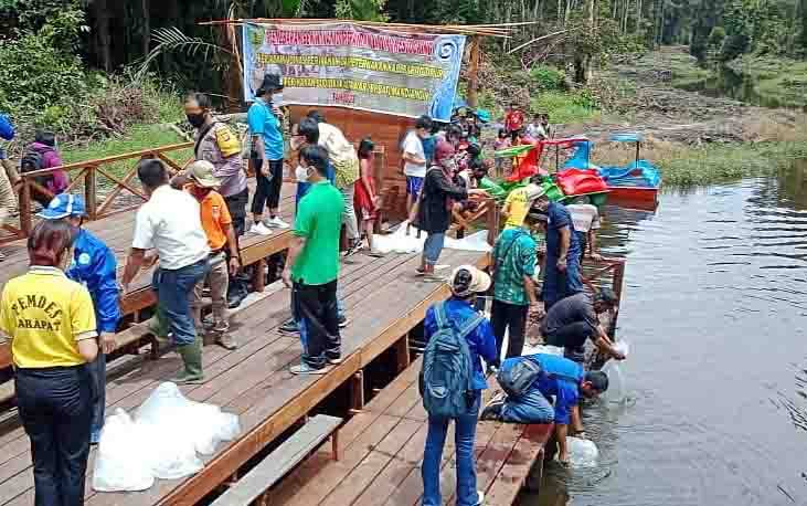 Camat Dusun Timur Minta Perusahaan Dukung Pelestarian Sumber Daya Perikanan
