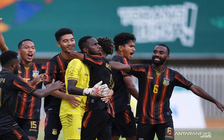 Perjalanan Papua dan Kaltim ke Semifinal Sepak Bola Putra PON Papua