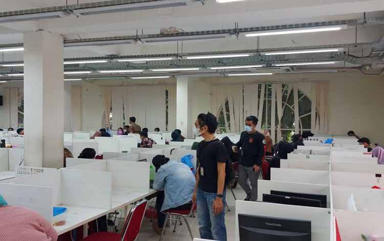 Polisi Gerebek Kantor Pinjaman Online Ilegal