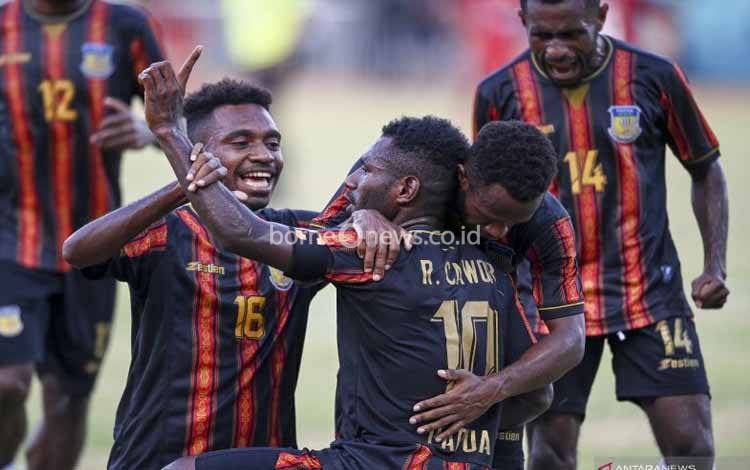 Papua Raup Emas Sepak Bola Putra Usai Bungkam Aceh