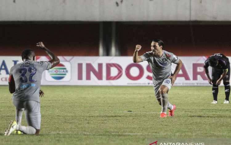Persib Bandung Tundukkan Bhayangkara FC 2-0