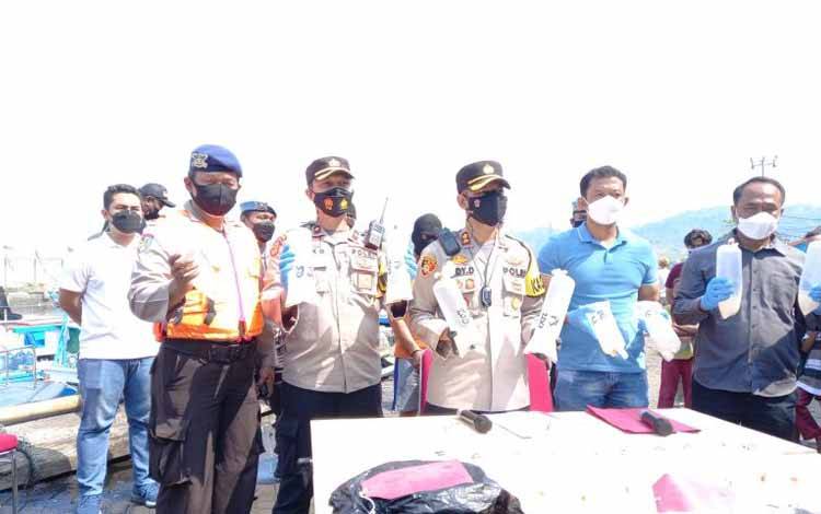 Ekspor Ilegal Benur Lobster Rugikan Negara Ratusan Juta per Minggu