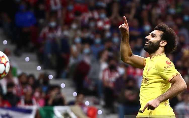 Penalti Mohamed Salah Menangkan Liverpool atas 10 Pemain Atletico