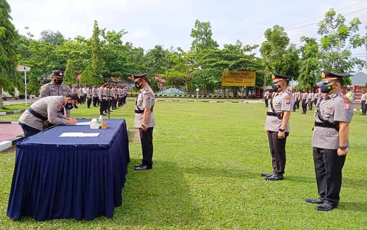Kapolres Barito Timur Lantik Kepala Bagian Logistik