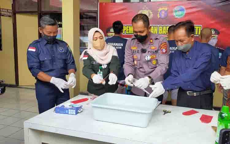 Polres Kotim Musnahkan Sabu Bernilai Rp 117 Juta