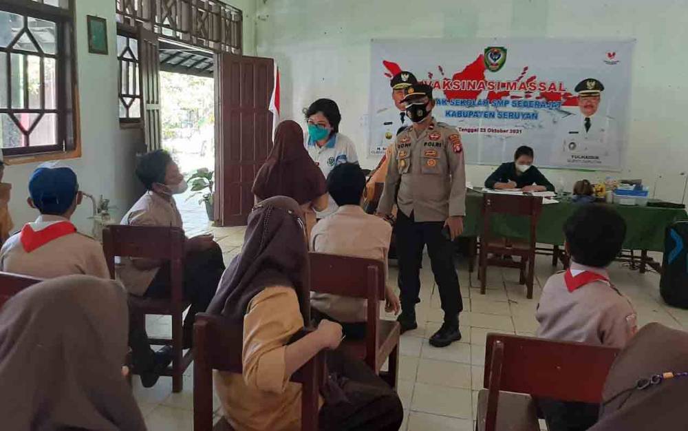 Polsek Seruyan Hilir Lakukan Pengamanan Vaksinasi untuk Pelajar