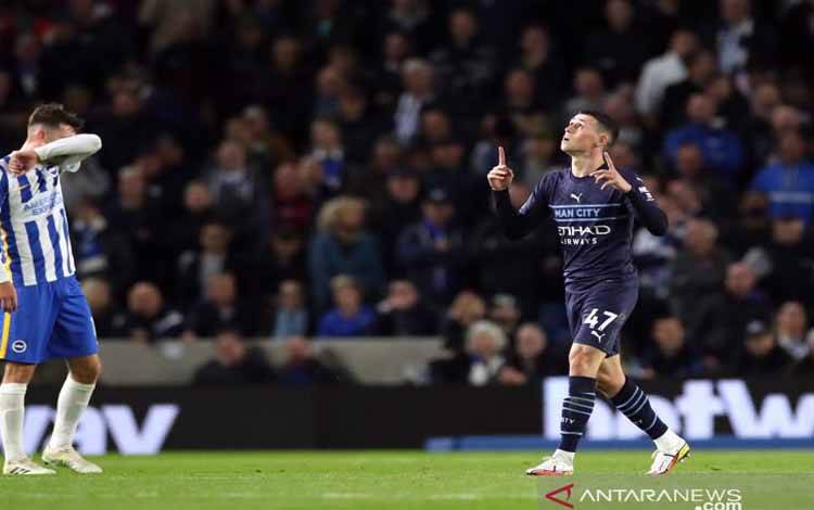 Phil Foden 2 Gol, Manchester City Hajar Brighton 4-1