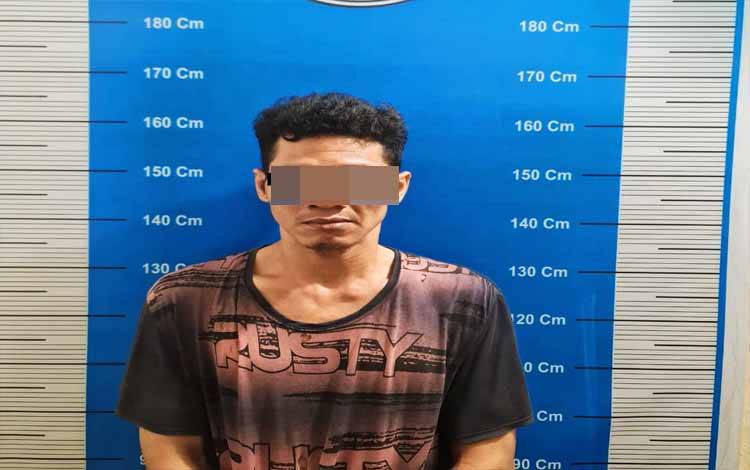 Polisi Ringkus 2 Pengedar Sabu di Jalan Lintas Palangka Raya - Bukit Rawi