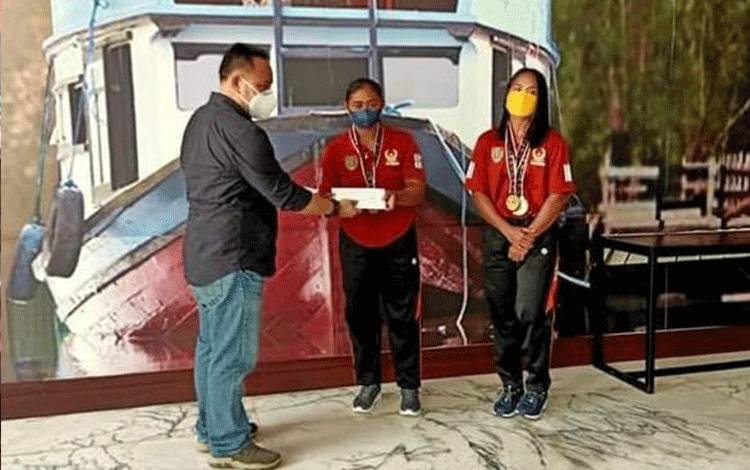 Pemkab Murung Raya Bersama KONI Janji Perhatikan Atlet Peraih Emas PON Papua
