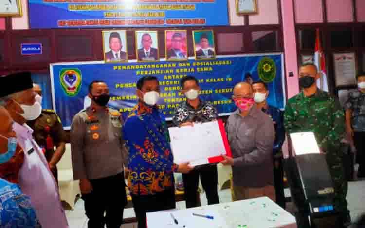 Gandeng Pemkab Seruyan, Pengadilan Negeri Sampit Perkenalkan Aplikasi Siap Paduka dan E-Besuk