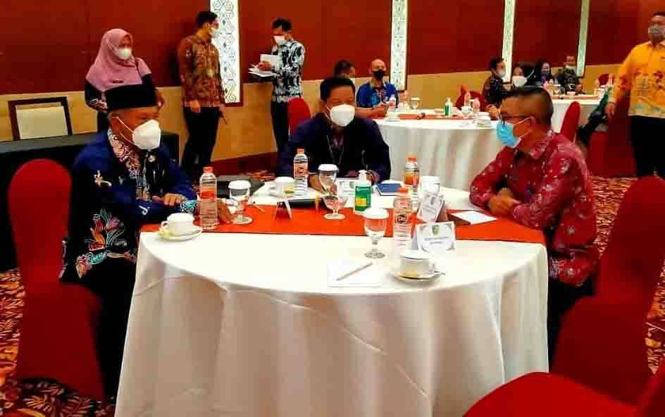 Sekda Seruyan Ikuti Rakor FORSESDASI Kalteng