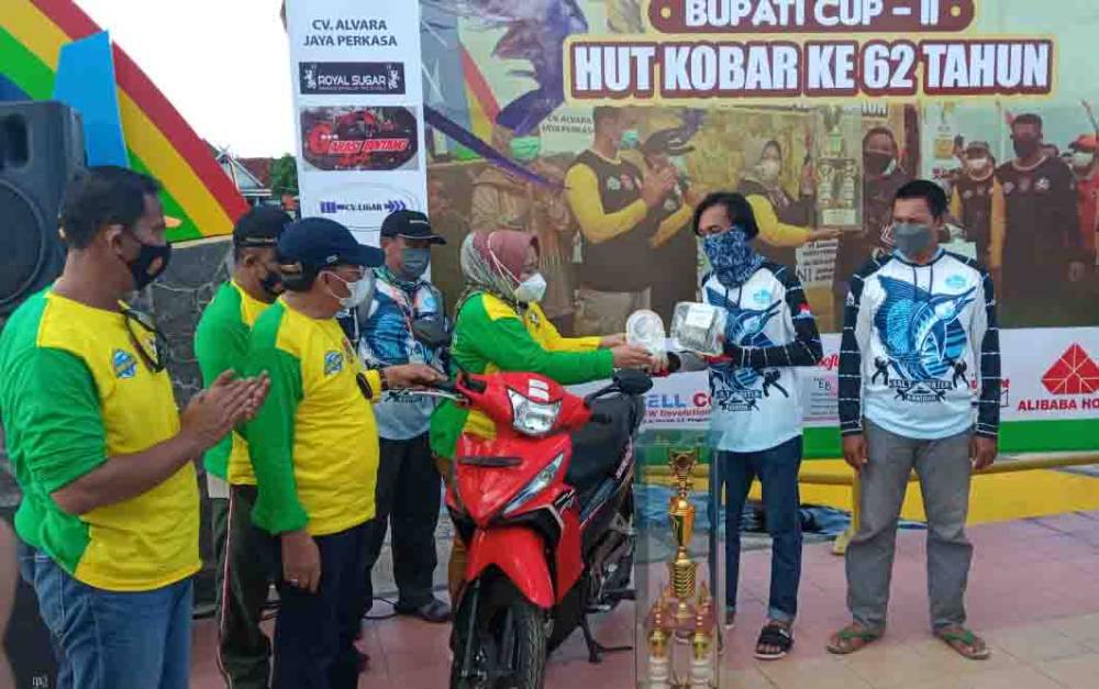 Bupati Kobar: Stop Illegal Fishing!