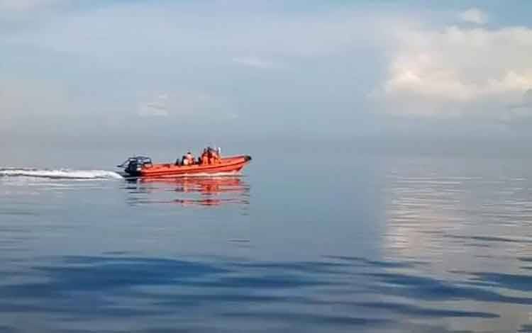 Tim SAR Hentikan Pencarian 7 ABK KM Liberty 1 di Laut Utara Bali
