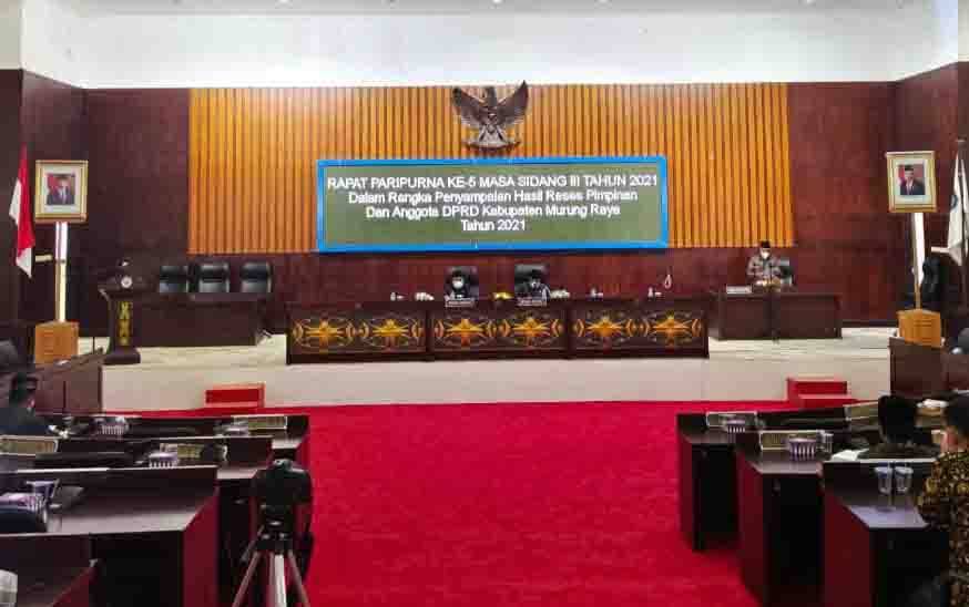 DPRD Murung Raya Sampaikan Hasil Reses Masa Sidang III Melalui Paripurna