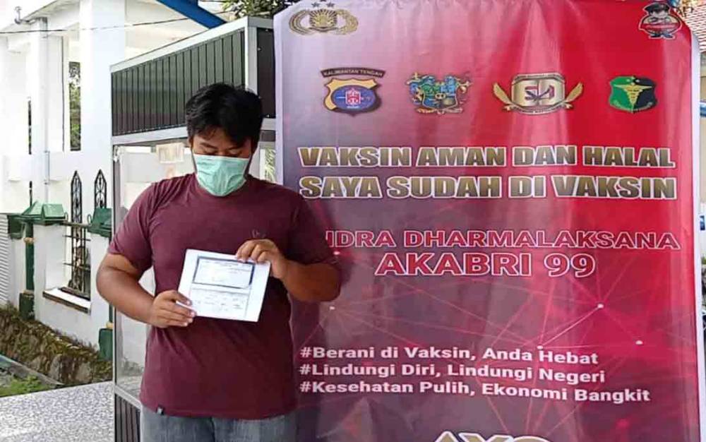 Polsek Jelai Sosialiasikan Prokes Door To Door