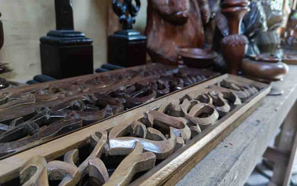 Pemerintah Perlu Dorong Industri Lokal