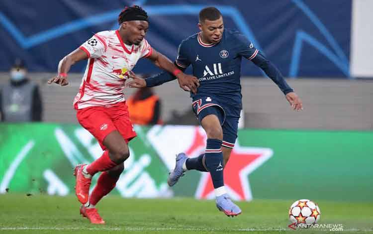 Penalti Saat-Saat Terakhir Gagalkan Kemenangan PSG dari Leipzig