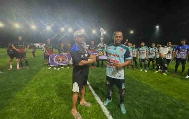 Tim HVX Sabet Juara Turnamen Fourfeo Mini Soccer SIWO PWI Kalteng