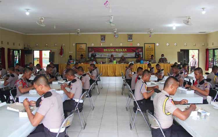 Kapolda Kalteng Berharap Siswa Diktuba Jadi Polisi Teladan Masyarakat