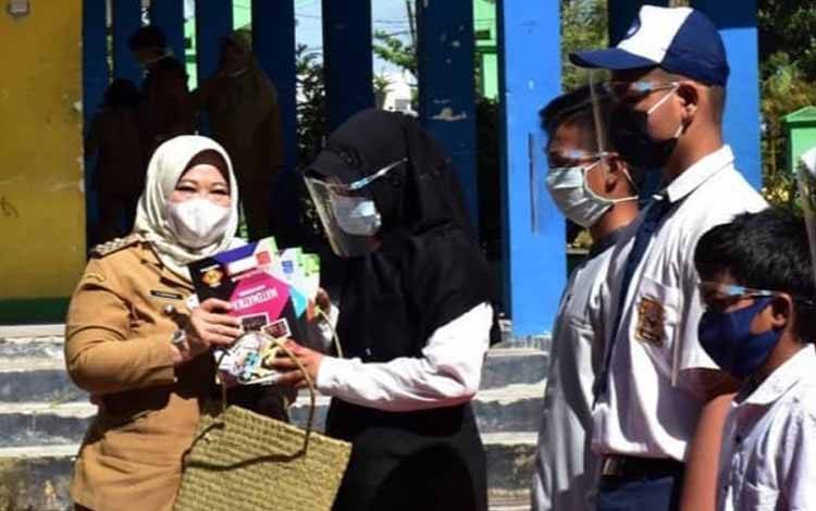 Tak Ada Penyebaran Covid-19 di Sekolah, Pemkab Kobar Tetap Lakukan Evaluasi Rutin