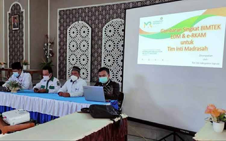 Kemenag Kapuas Lakukan Persiapan Penerapan Program Bimtek EDM dan e-RKAM