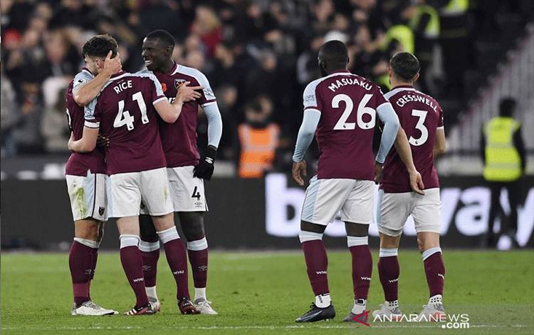 Klasemen Liga Inggris: Papan Atas Memanas Jelang Jeda Internasional