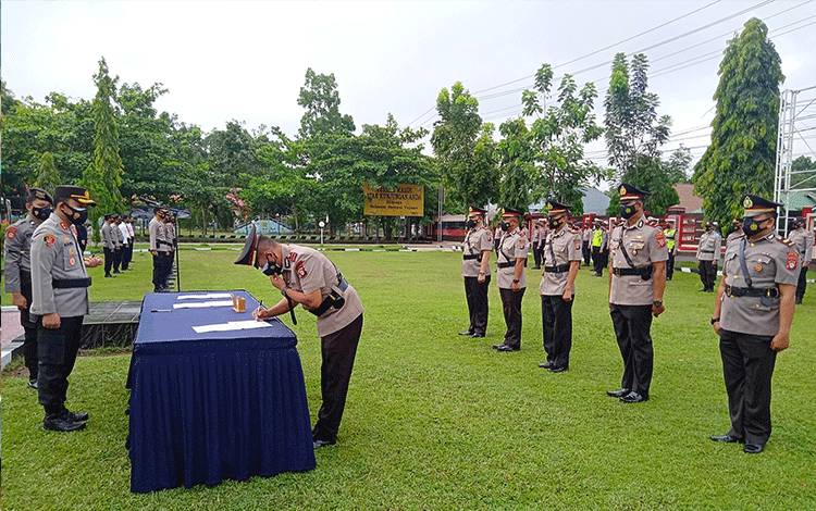 Tiga Kapolsek di Barito Timur Diganti