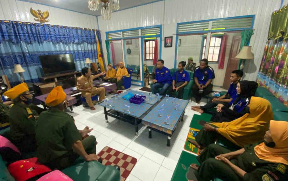 Momentum Hari Pahlawan, Karang Taruna Silahturahmi ke Markas Veteran Kapuas