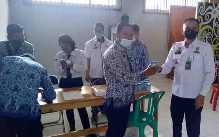 Tes Urine Bagi Warga Binaan Digelar Serentak di Kalteng