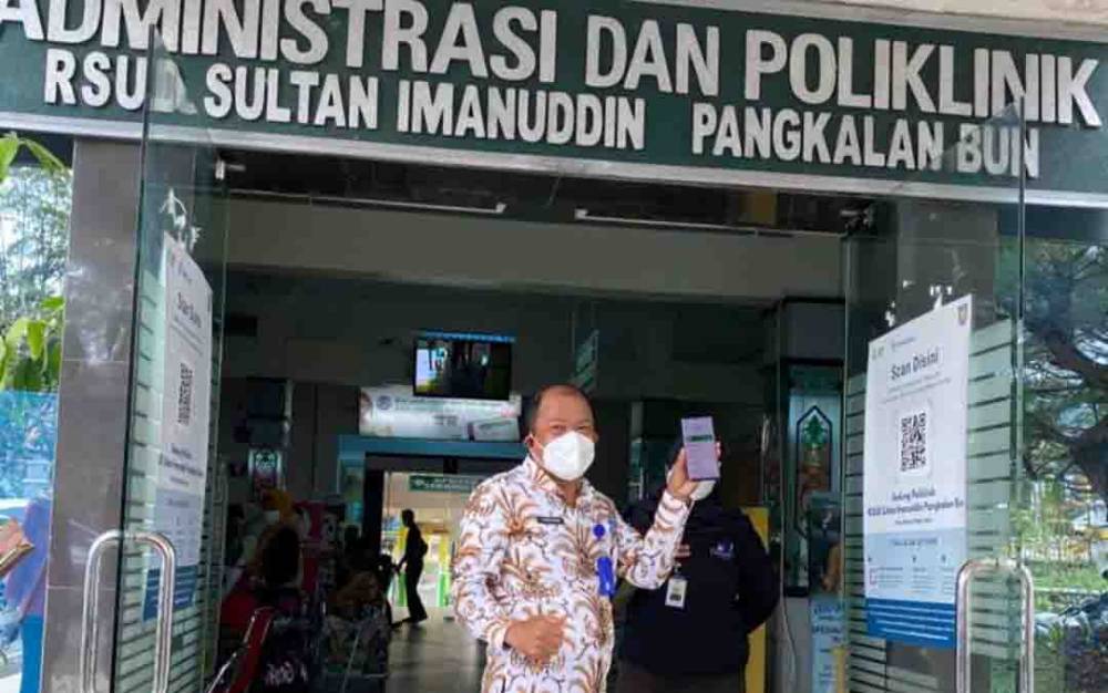 Masuk Poliklinik RSUD Sultan Imanuddin Pangkalan Bun Wajib Scan Barcode Aplikasi PeduliLindungi