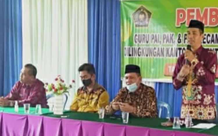 Jemput Bola, Kemenag Kapuas Beri Pembinaan Guru Pendidikan Agama