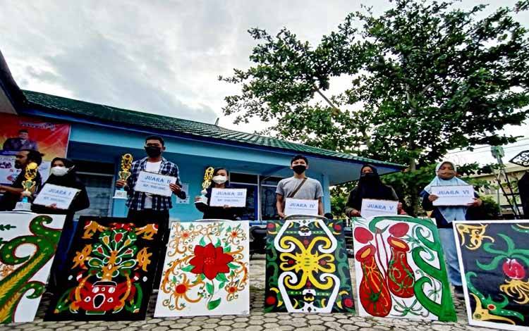Kadis Budparpora Barito Utara Tutup Lomba Lukis Ornamen