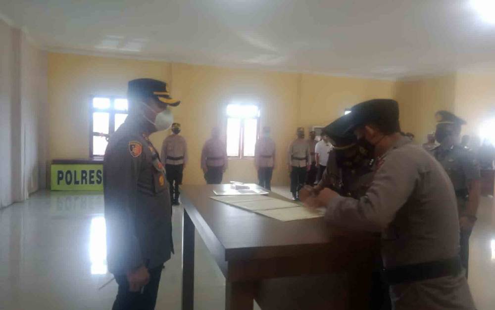 Kapolres Kapuas Pimpin Sertijab Kapolsek Mantangai dan Kapuas Hulu