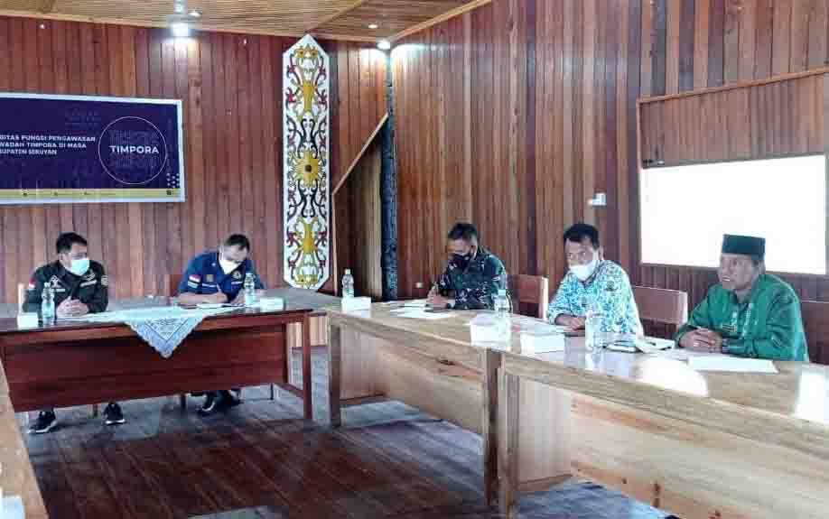 Kepala Kantor Kementerian Agama Seruyan Anang Rusli saat mengikuti Forum Diskusi Tim Pengawasan Orang Asing.