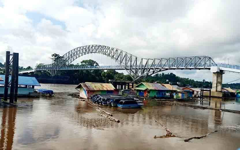Pekerjaan Jembatan Penyeberangan Muara Teweh - Jingan Selesai