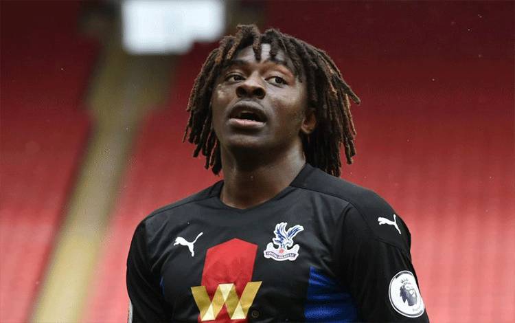 Pemain Crystal Palace Eberechi Eze saat pertandingan melawan Sheffield United di Bramall Lane, Sheffield, Inggris, 8 Mei 2021. (Pool via REUTERS/RUI VIEIRA)