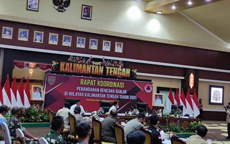 Rakor penanganan bencana banjir di Aula Jayang Tingang, Sabtu, 20 November 2021