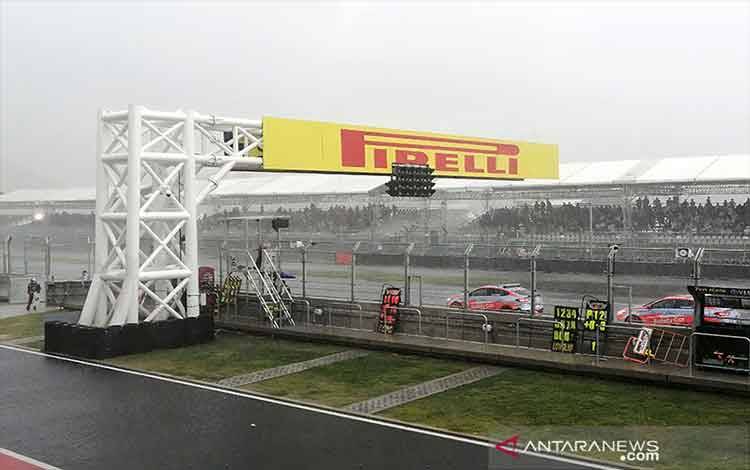 Cuaca Buruk, Race 1 WSBK Mandalika Diundur ke Minggu