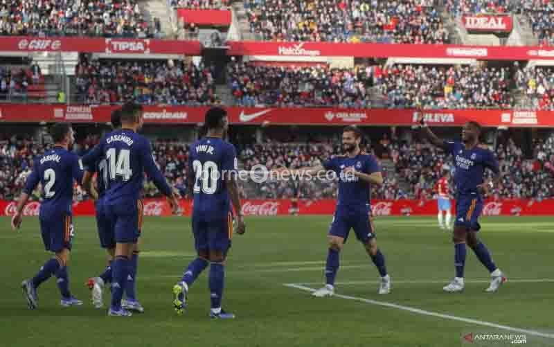 Bungkam Granada 4-1, Real Madrid Puncaki Klasemen