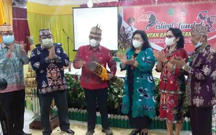 Festival Tandak Intan Kaharingan Resmi Ditutup, Ini Kata Staf Ahli Gubernur