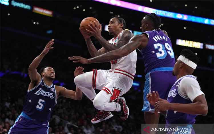 31 Poin Demar DeRozan Bantu Bulls Atasi Knicks