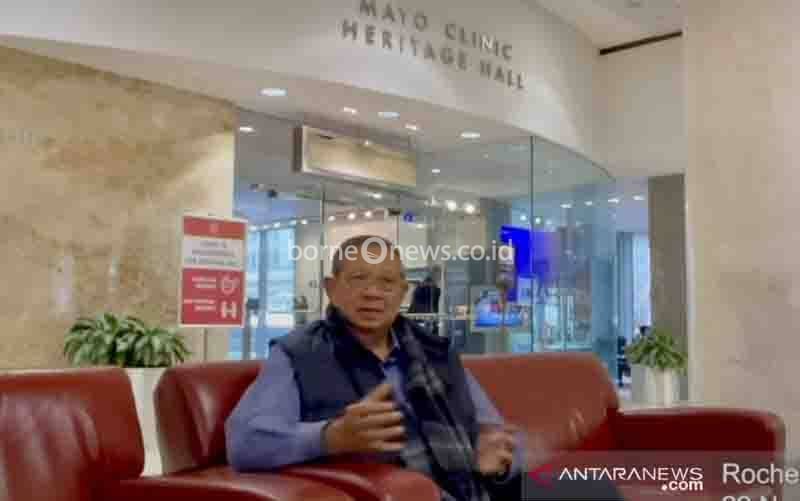 Tangkapan layar Presiden Keenam RI Susilo Bambang Yudhoyono (SBY) menyampaikan kondisi kesehatannya pascaoperasi angkat prostat di Mayo Clinic Rochester, Amerika Serikat, sebagaimana disiarkan oleh unggahan video di Instagram @aniyudhoyono yang diakses di Jakarta, Selasa (23/11/2021). (foto : ANTARA/Genta Tenri Mawangi)