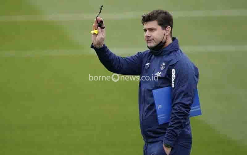 Tak Mau Dikait-kaitkan dengan MU, Pochettino Tegaskan PSG Prioritasnya