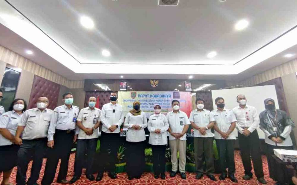 Asisten III Setda Kalteng Ingatkan Pentingnya Antisipasi Kelangkaan Barang Jelang Natal Tahun Baru 2022