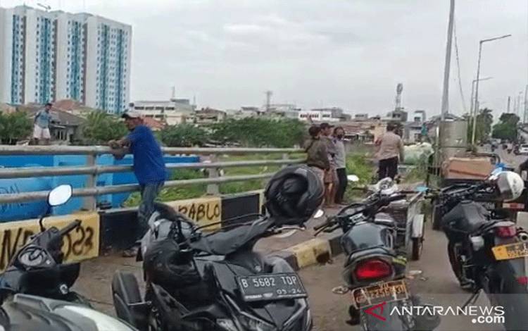 Dua Kelompok Pelajar SMP Terlibat Tawuran