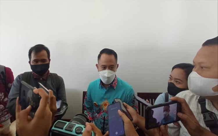 Wali Kota Palangka Raya: ASN Jangan Sampai Terima Bansos