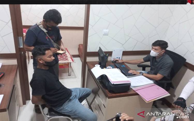 Suami Bunuh Istri Karena Dilarang Ketemu Anaknya